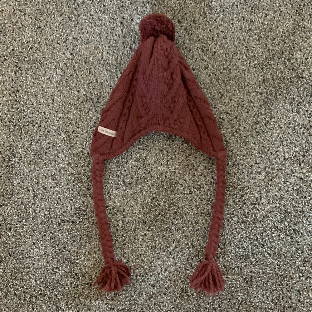 Columbia ear flap beanie